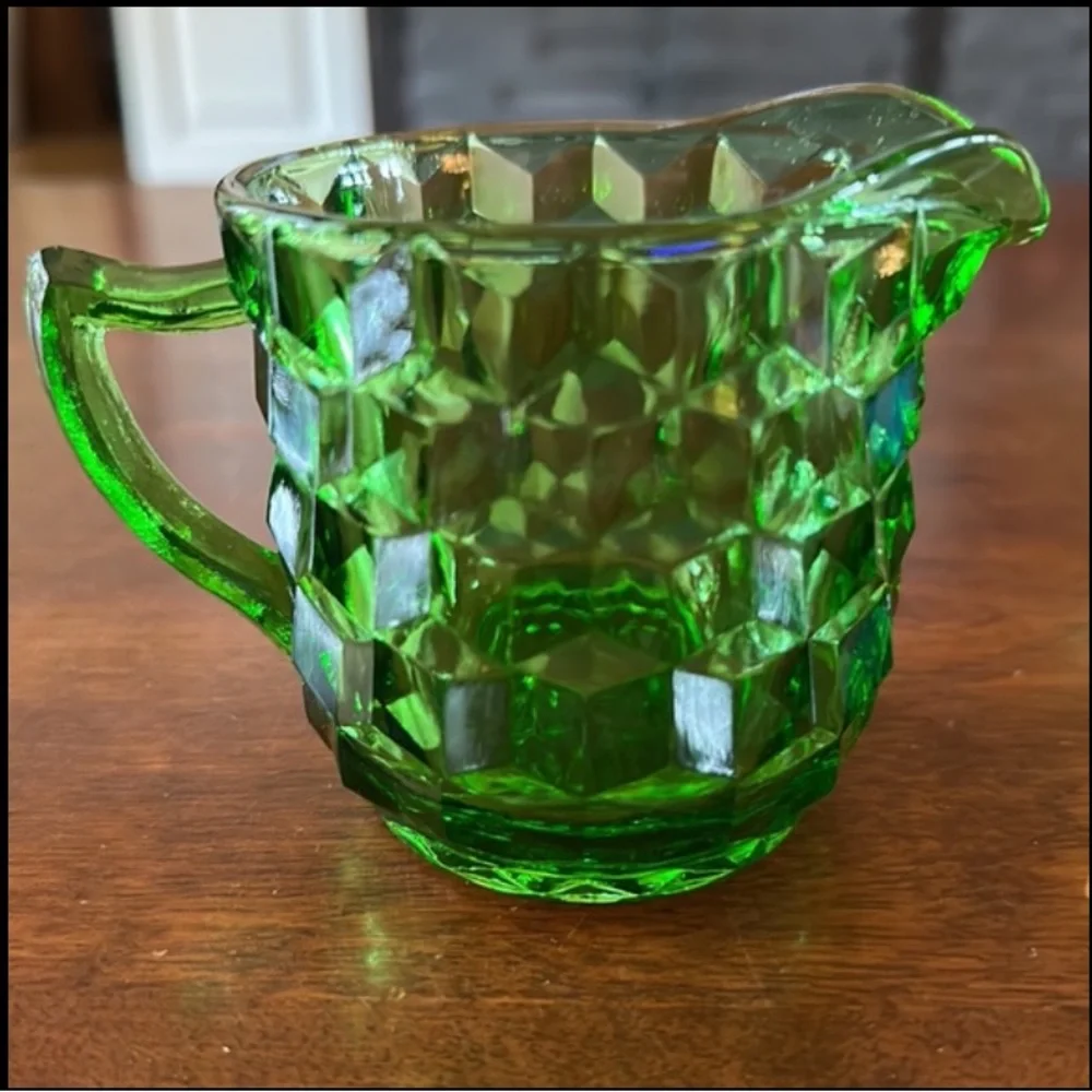 Jennette Glass Co preowned beautiful